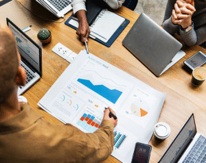 شركة مالك الريادة للاستشارات الاقتصادية والإدارية المتخصصة في إعداد دراسات الجدوى وتقديم الحلول الاستثمارية.